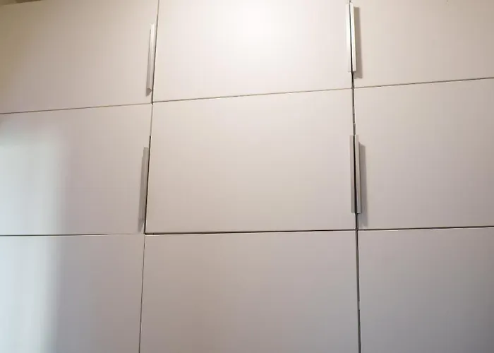 Sunny House * 奧爾比亞