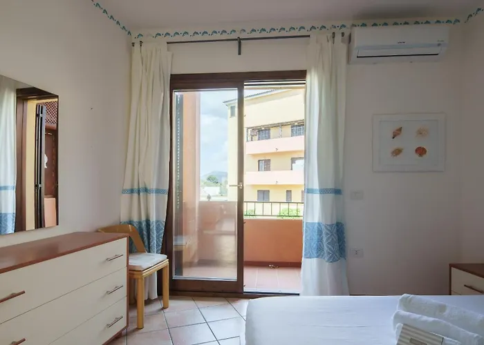 Sunny House Апартаменты *